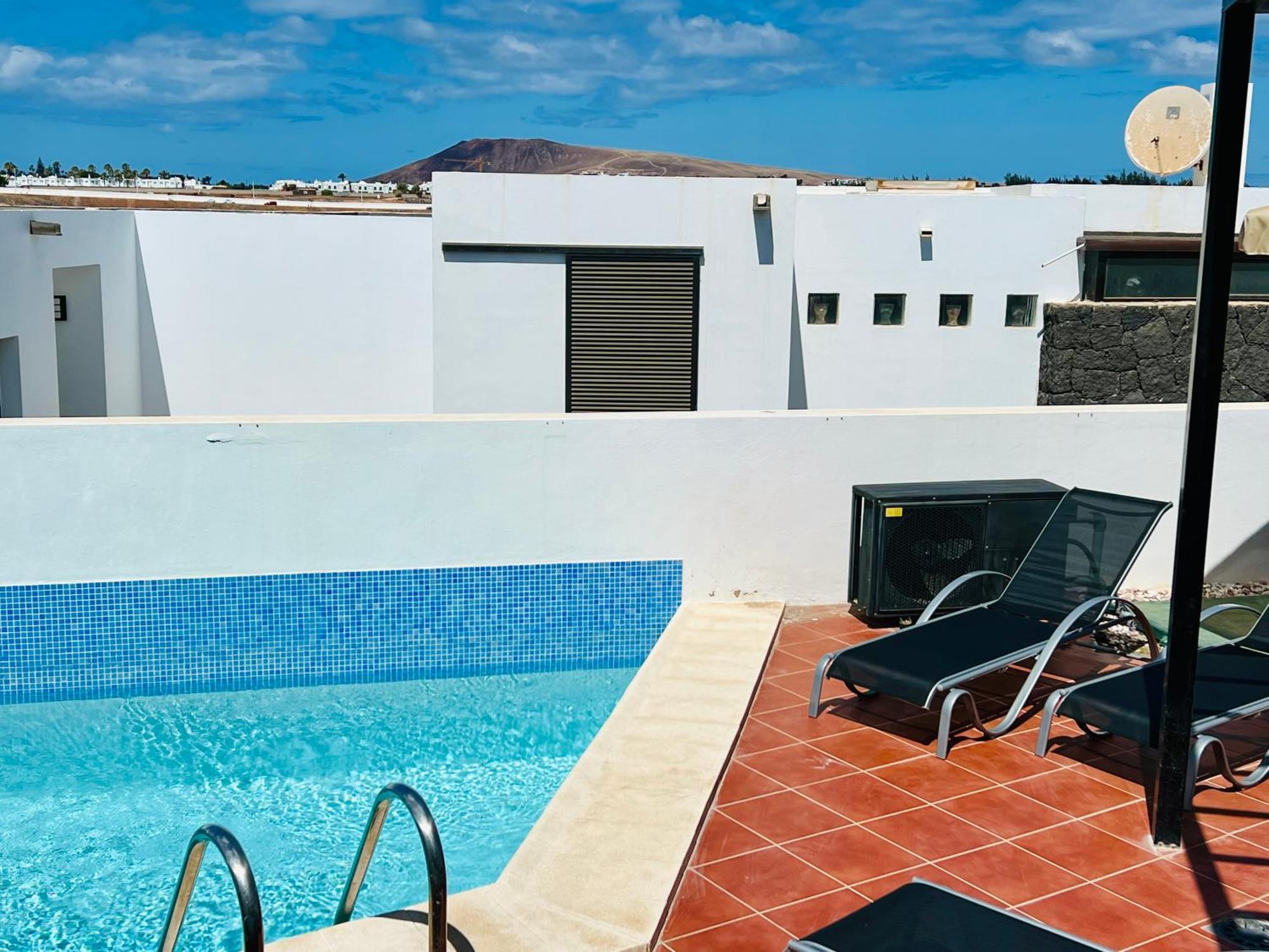 Trendy Villa Isabella Playa Blanca  Buitenkant foto